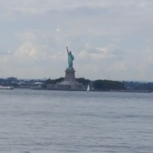 Meet your Posher, Lia